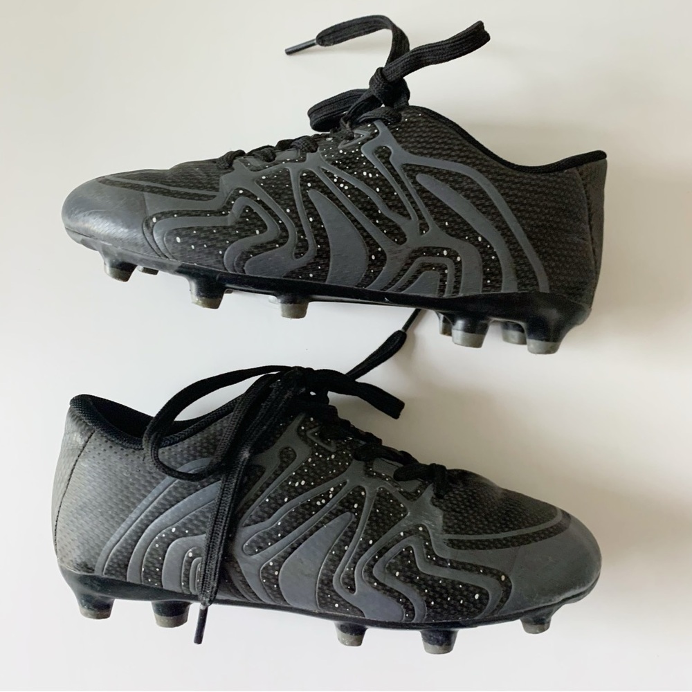Dream Pairs Black Kids Soccer Shoes